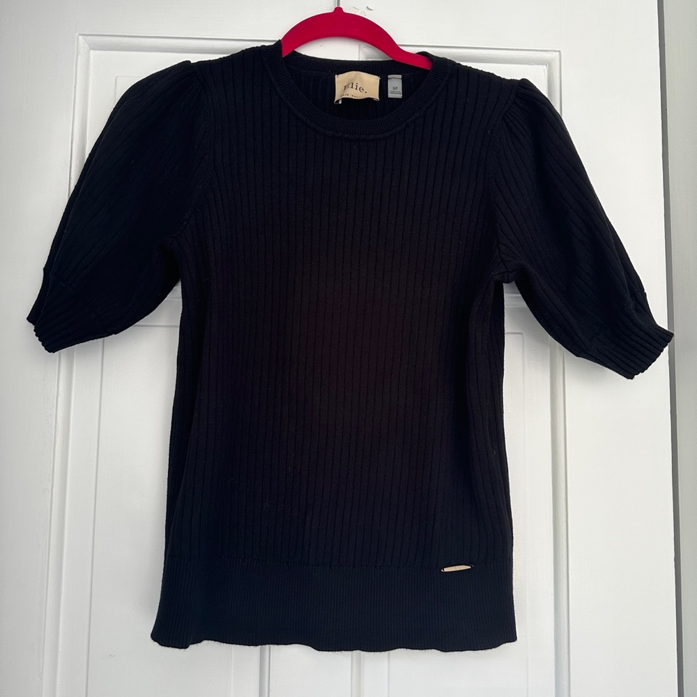 Elie. Elie Tahari Black Puff Sleeve Ribbed Short Sleeve Sweater in Size Small
